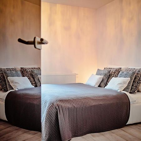 Apartamenty Homely Place Casa Verona - Stary Rynek - Parking Poznan Exterior foto