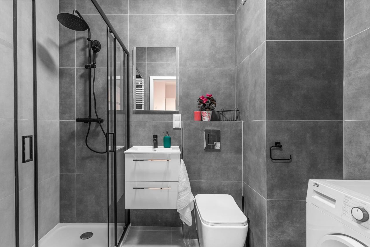 Apartamenty Homely Place Casa Verona - Stary Rynek - Parking Poznan Exterior foto