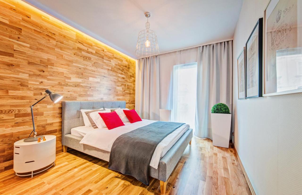 Apartamenty Homely Place Casa Verona - Stary Rynek - Parking Poznan Exterior foto